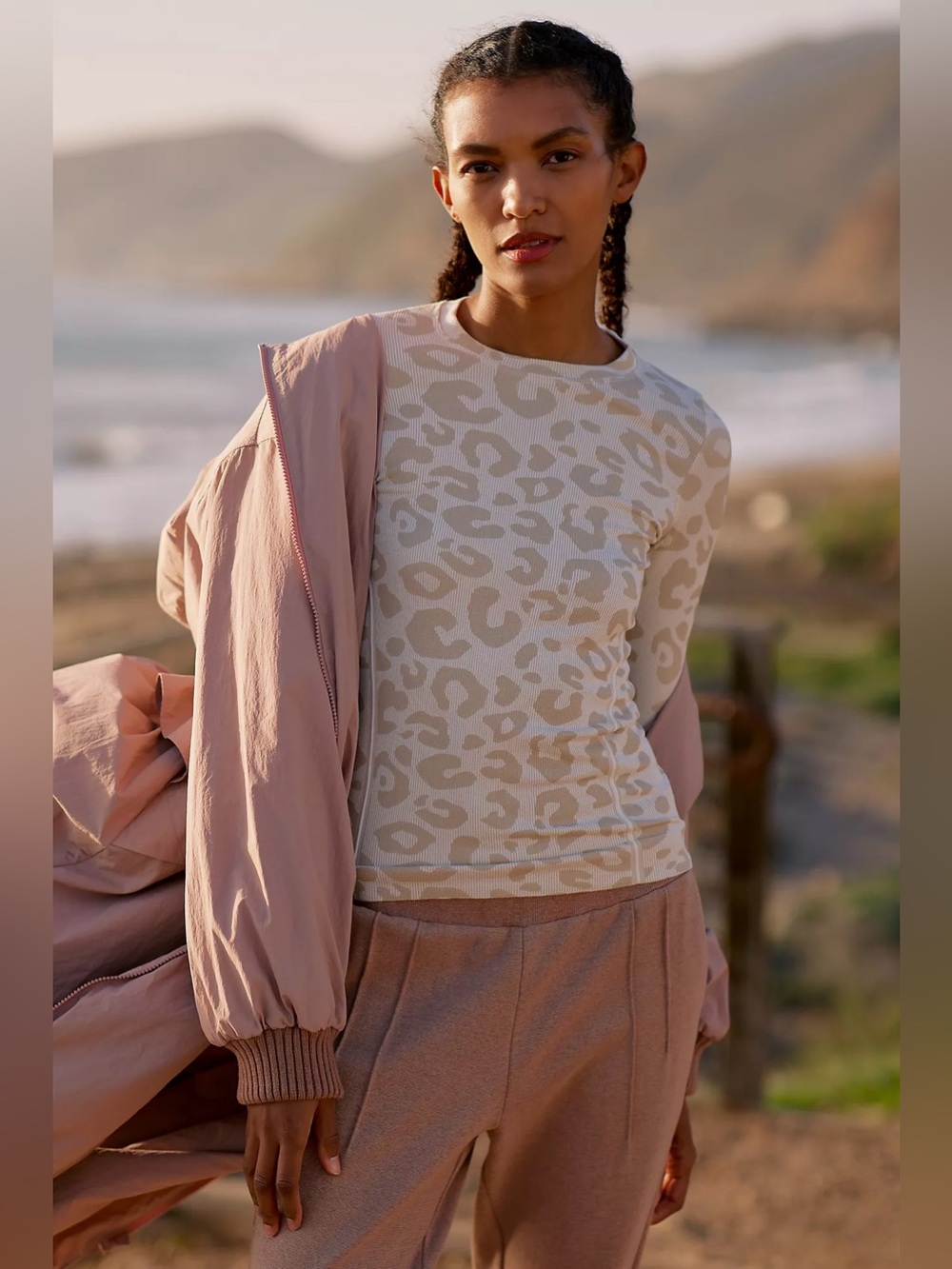Sweaty Betty Cream Leopard Print Long Sleeve Top Workout Large